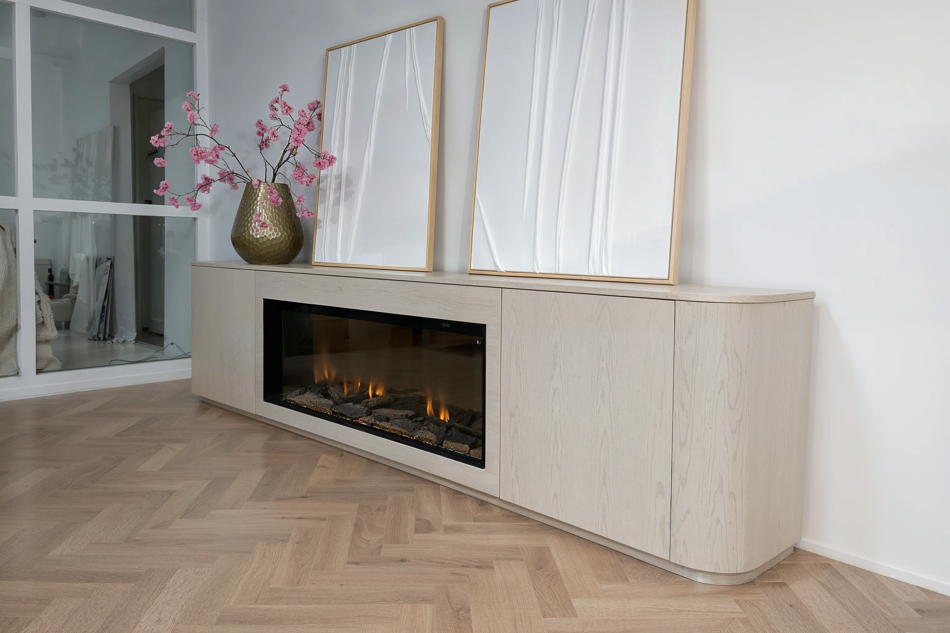 DRESSOIR RUNA - EIKEN - 2 DEUREN - ELEKTRISCHE HAARD - Image 2