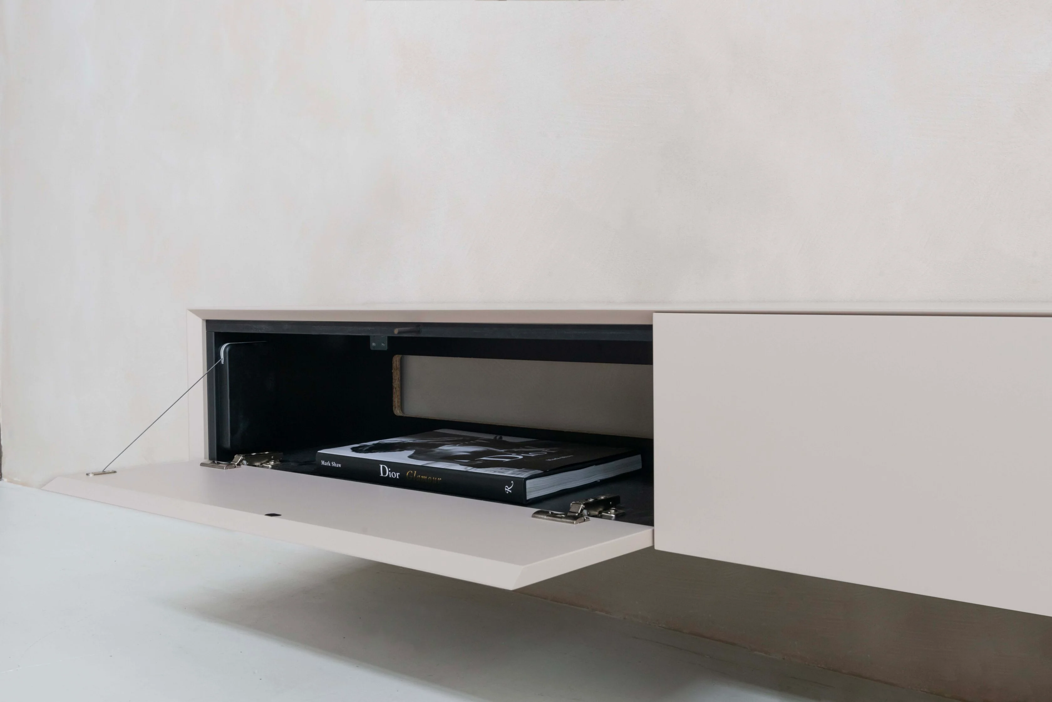 TV-meubel Zyan - Zwevend -  MDF -  3 kleppen - Image 4